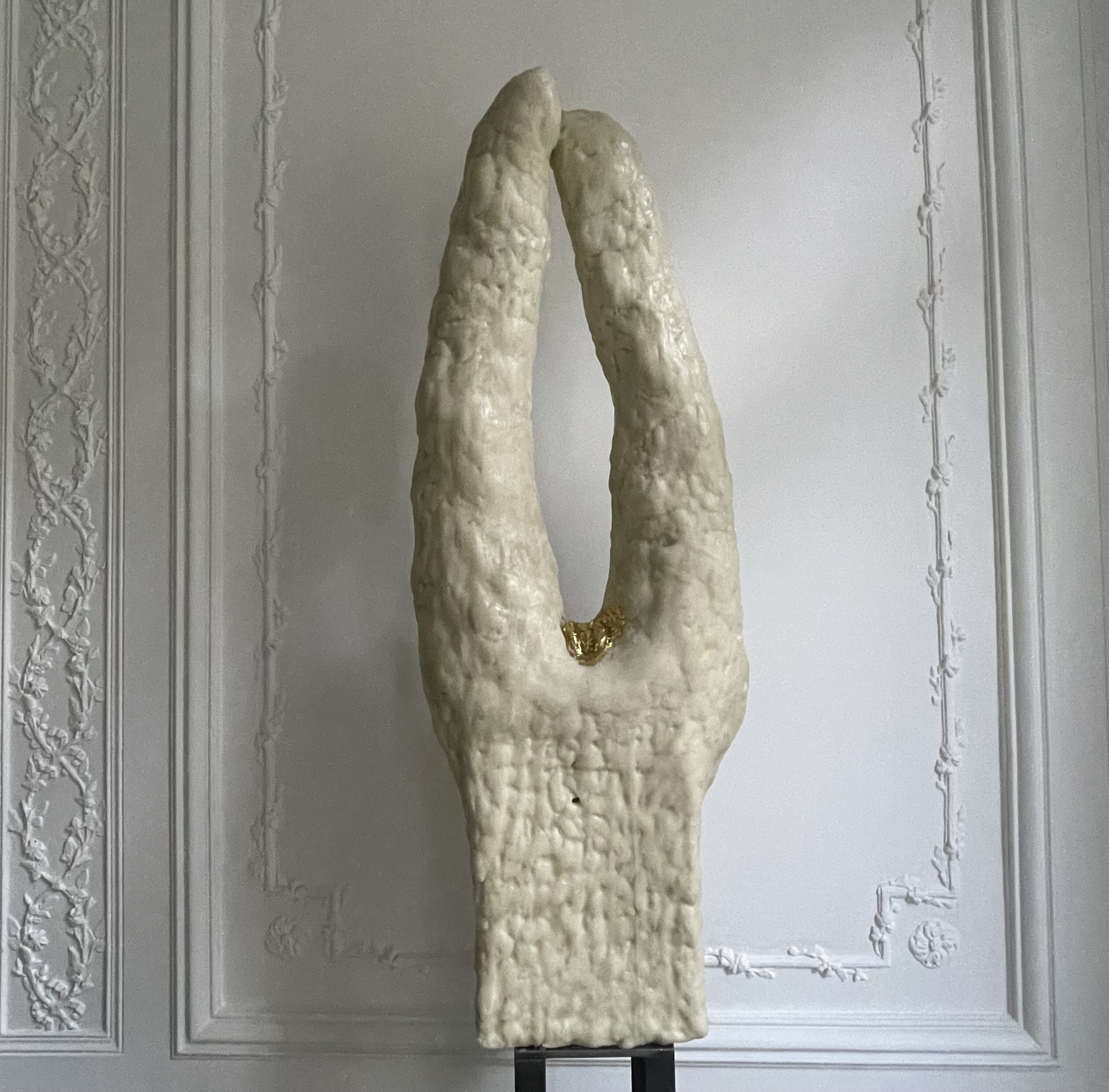 Angelika Markul, Jambes en l'air, sculpture